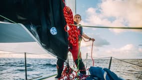 Violette Dorange, jeune navigatrice de 22 ans préparant le Vendée Globe 2024 sur son IMOCA.