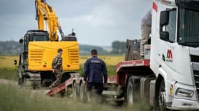 Des fouilles à Rouvray (Yonne), le 26 mai 2025, dans le "cimetière" du tueur en série Émile Louis