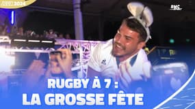 JO 2024 / Rugby à 7 : Dupont porté par la foule... les images dingues de la fête des Bleus après le titre olympique