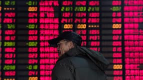 La forte baisse et la clôture prématurée de la Bourse de Shanghai augurent d'une première séance de l'année plutôt mouvementée.