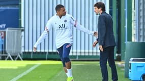 Mbappé et Leonardo à l'entraînement du PSG, le 28 août 2021.