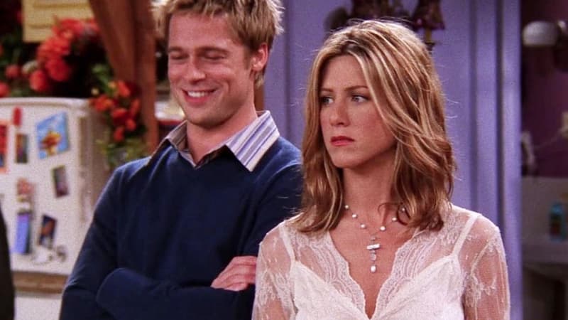 Brad Pitt et Jennifer Anniston dans "Friends" en 2001