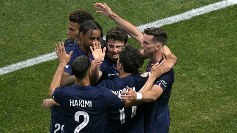 Le PSG célèbre le but de Joao Neves en huitième de finale de la Coupe du monde des clubs, 29 juin 2025
