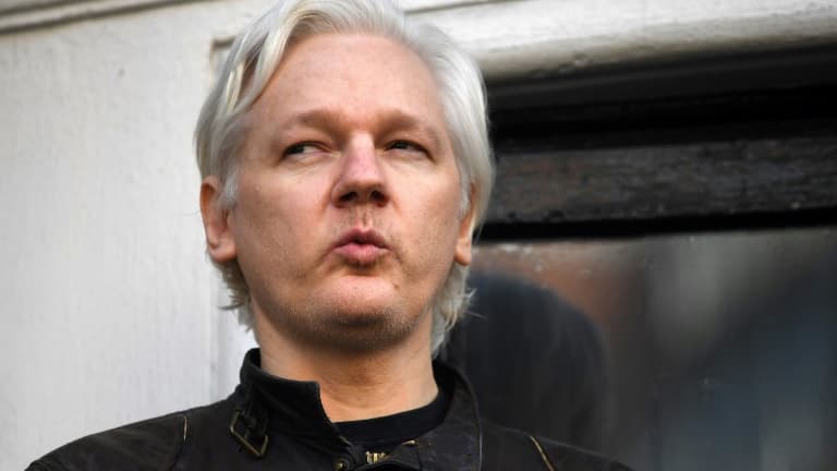 Le fondateur de Wikileaks Julian Assange à l'ambassade d'Equateur à Londres, le 19 mai 2017