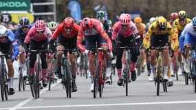 Pedersen remportant la 2e étape de Paris-Nice