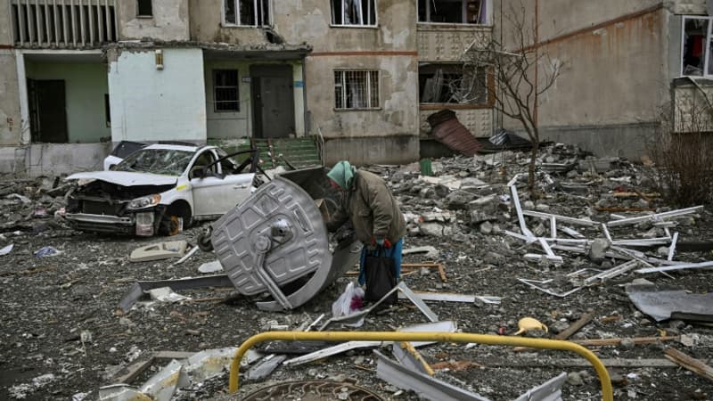 5000 morts à Marioupol, recherche d'un cessez-le-feu par l'ONU: le récit de ce 33e jour de guerre en Ukraine