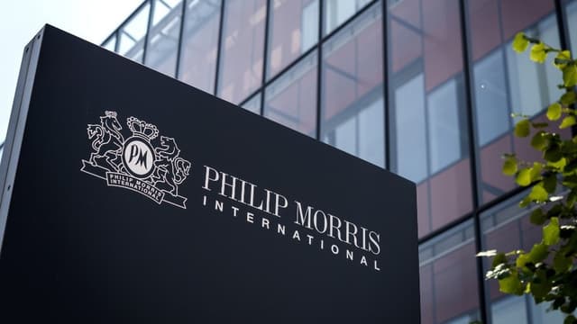 Philip Morris est entré en pourparlers pour fusionner avec Altria.