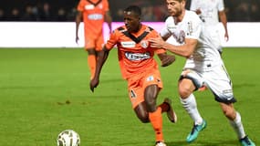Modibo Debele (Laval) et Paul Lasne (Montpellier)