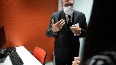 Le garde des Sceaux Eric Dupond-Moretti lors d'une visite au tribunal de Paris, le 17 juillet 2020