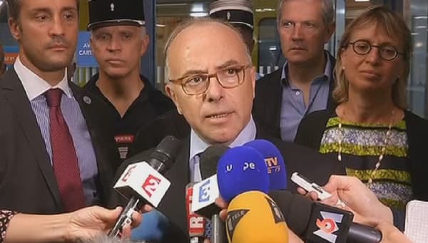 Bernard Cazeneuve s'est exprimé en direct de la gare d'Arras, ce vendredi soir.