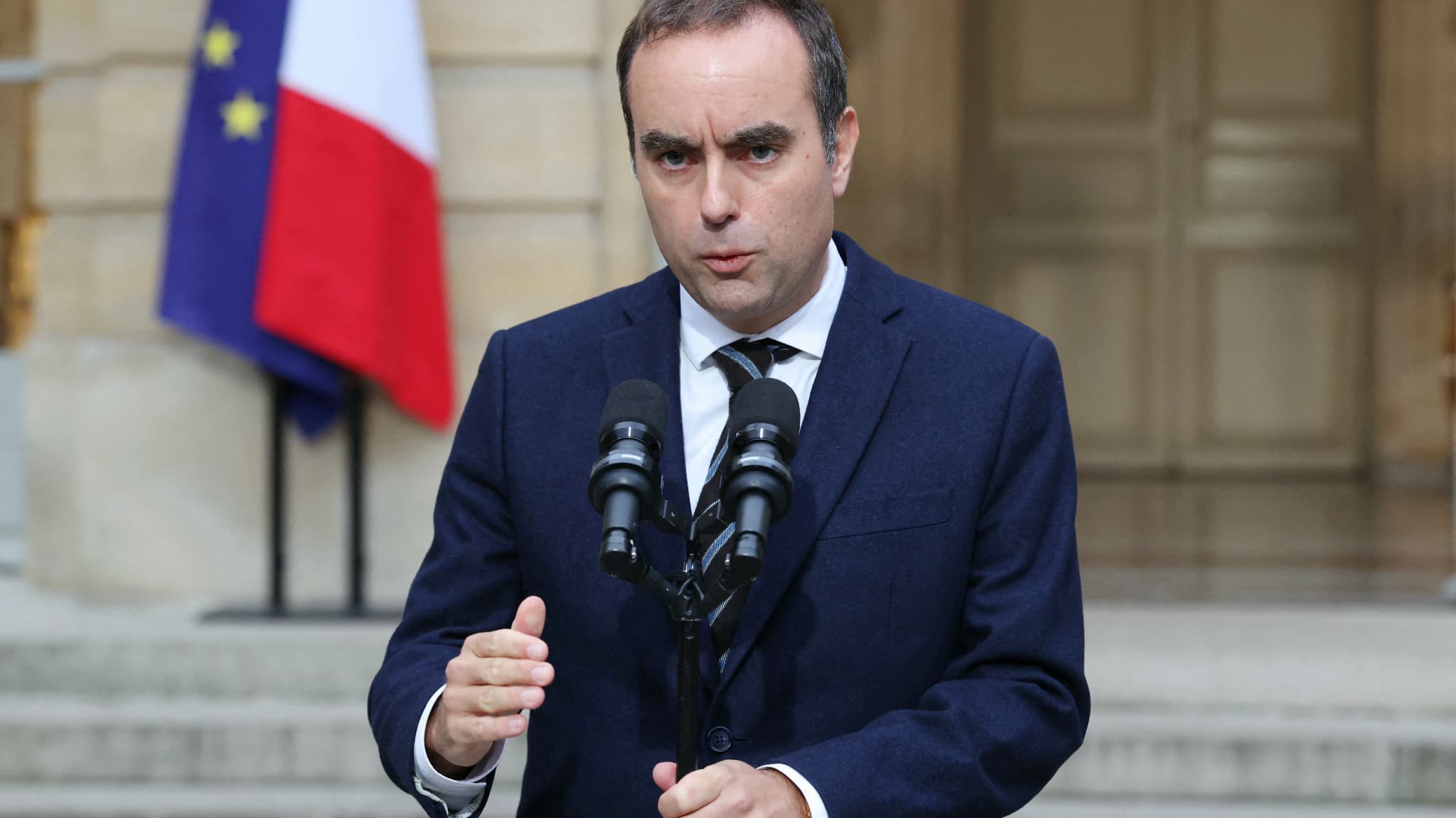 "IL NOUS FAUT ENGAGER QUELQUES RUPTURES": SÉBASTIEN LECORNU ANNONCE "RENONCER À L'ARTICLE 49.3" DE LA CONSTITUTION