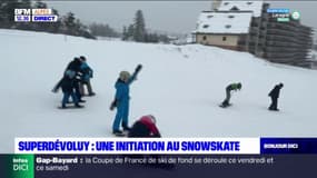 Hautes-Alpes: une initiation au snowskate à SuperDévoluy