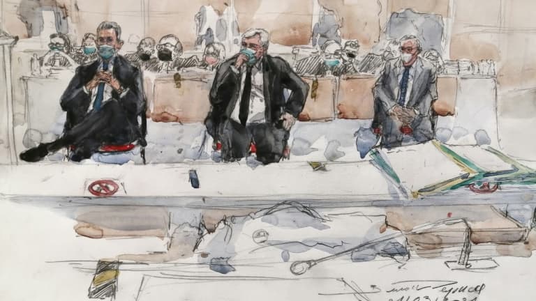 Croquis d'audience réalisé le 1er mars 2021 montrant l'ancien président Nicolas Sarkozy (G), son avocat Thierry Herzog et l'ancien haut-magistrat Gilbert Azibert (D) au tribunal de Paris