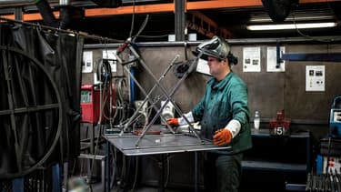 L'industrie a encore détruit plusieurs milliers de postes en 2014.