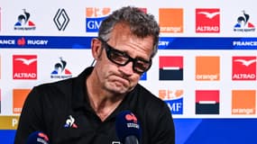 Fabien Galthié, le sélectionneur du XV de France, lors d'une conférence de presse en juin 2024