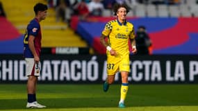 Fabio Silva célèbre son but lors de la victoire de Las Palmas contre Barcelone, le 30 novembre 2024.
