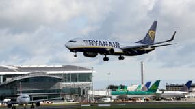 Un avion de la compagnie irlandaise Ryanair atterri à l'aéroport de Dublin en septembre 2017.