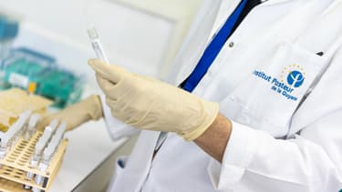 Prélèvements de personnes infectées par le Covid-19 à l'Institut Pasteur de Guyanne