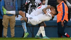 Luis Suarez célèbre son but magnifique
