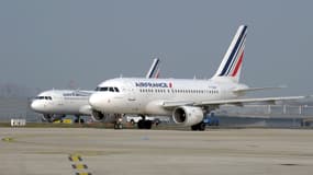 "Nous avons observé un léger mouvement de report sur les vols court-courrier au départ et à destination d'Orly pour la période de Noël" indique Air France.
