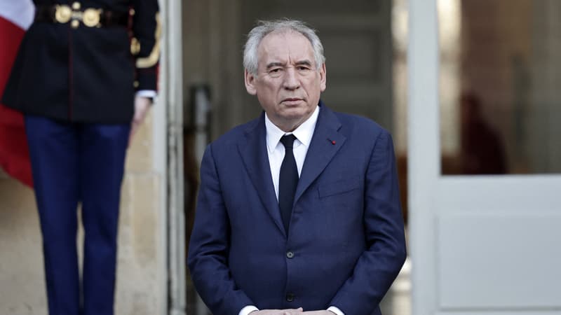 Gouvernement: Bayrou promet à LR d'