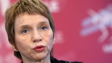 Laurence Parisot propose à la fois de repousser l'âge légal de la retraite et de jouer sur les durées de cotisation.