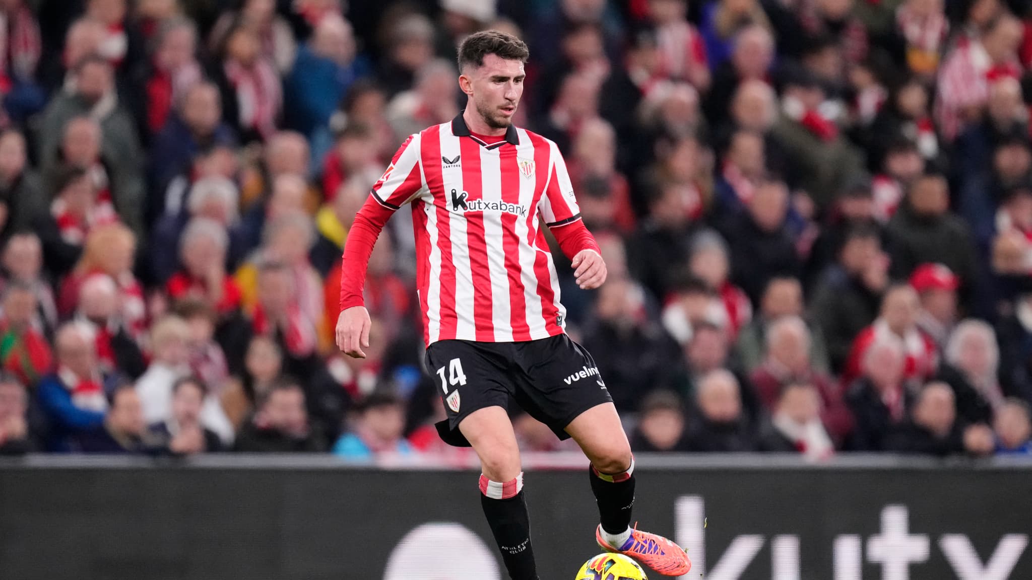 "Il y avait des intérêts": Aymeric Laporte raconte pourquoi il a signé à Bilbao et pas à l'OM l'été dernier Kép