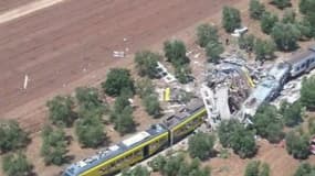 La collision frontale de deux trains régionaux aurait fait plusieurs morts et des dizaines de blessés dans le sud de l'Italie.