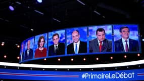 Les candidats de la primaire de la droite lors du premier débat télévisé le 13 octobre 2016