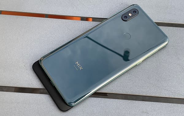 Le Xiaomi Mi MIX 3 Le Xiaomi Mi MIX 3