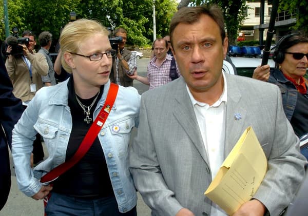 Laetitia Delhez et Jean-Denis Lejeune, en 2004 à Arlon (Belgique). Laetitia Delhez et Jean-Denis Lejeune, en 2004 à Arlon (Belgique).
