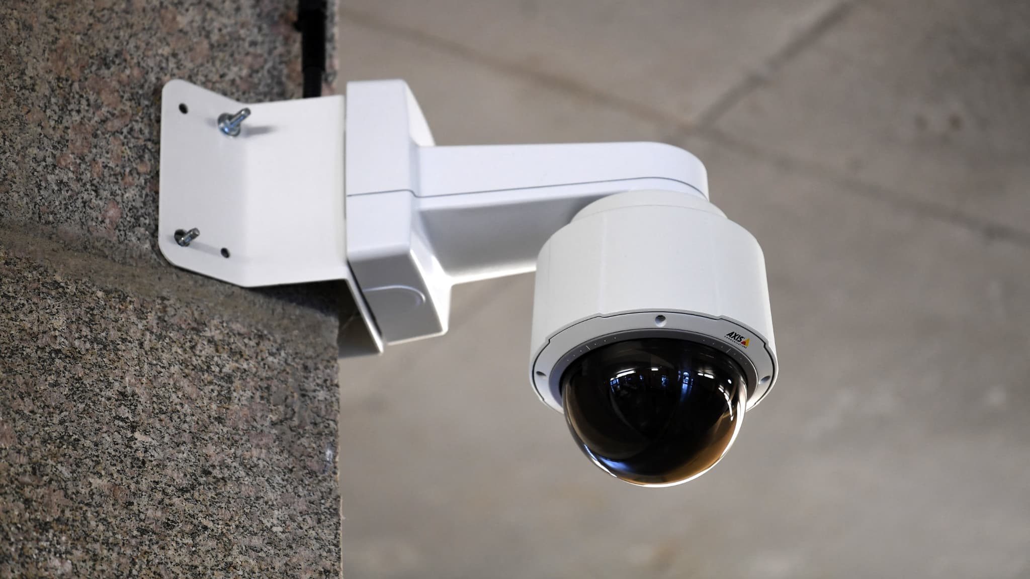 Nice: la vidéosurveillance algorithmique interdite près des écoles par la cnil, christian estrosi agacé