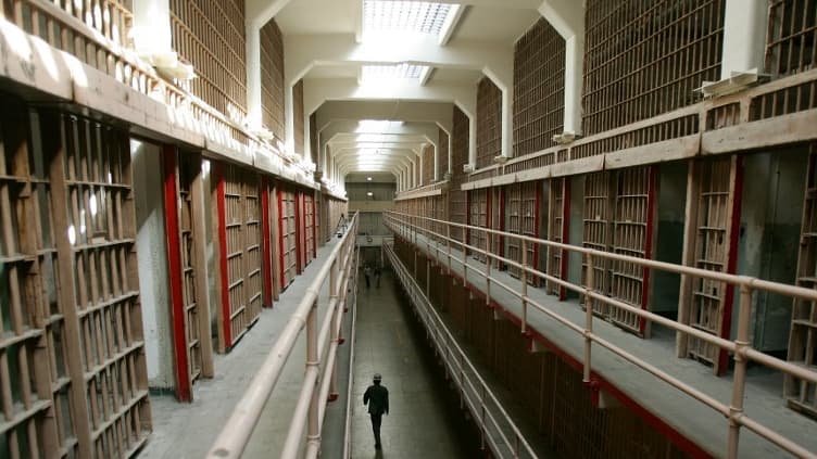 Les prisons françaises comptaient au 1er janvier 62.673 détenus, un nombre stable par rapport au mois précédent, selon les données statistiques du ministère de la Justice. (Photo d'illustration)