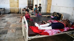 Des victimes du cyclone Fani hospitalisées à Puri, dans l'Etat d'Odisha (est de l'Inde), le 5 mai 2019.