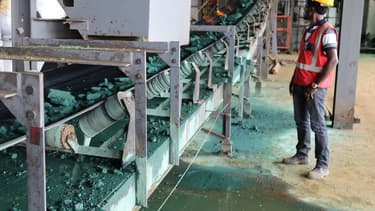 Apple chercherait à négocier en direct des contrats d'approvisionnement de plusieurs milliers de tonnes de cobalt par an au minimum pendant cinq ans.