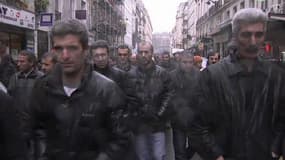 La communauté kurde a manifesté ce jeudi, rue Lafayette à Paris.