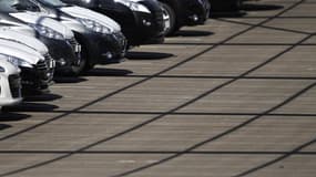 Le gouvernement français réfléchit à l'instauration d'"une prime à la conversion" afin d'inciter les automobilistes à abandonner les voitures diesel pour des véhicules moins polluants, a confirmé dimanche Arnaud Montebourg, qui différencie le dispositif d