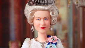 Une Barbie à l'effigie de la reine Elizabeth II, dévoilée le 21 avril 2022.