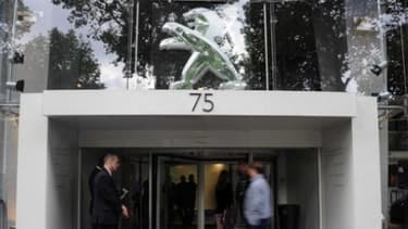 S&P a baissé la note de PSA ce jeudi