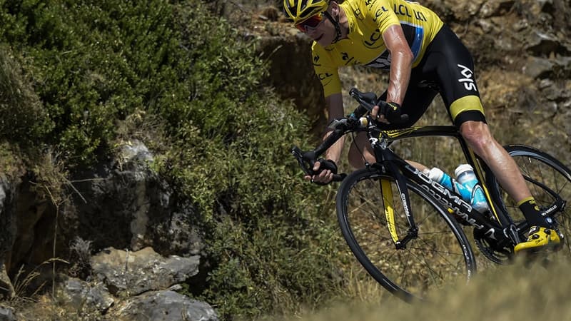Chris Froome dans les Alpes, en route vers sa deuxième victoire dans le Tour