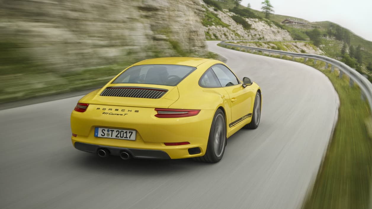 La 911 T est d'ores et déjà disponible à la commande. Les premières livraisons interviendront en janvier.