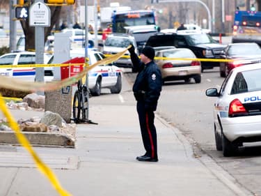 Un officier de police à Edmonton, au Canada. (Photo d'illustration)