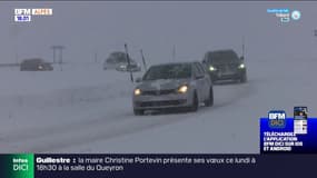 Alpes du Sud: la neige complique la circulation sur les routes