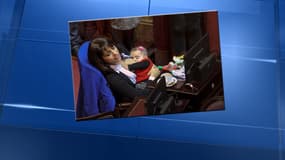 Victoria Donda Perez a allaité sa fille en plein Parlement argentin.