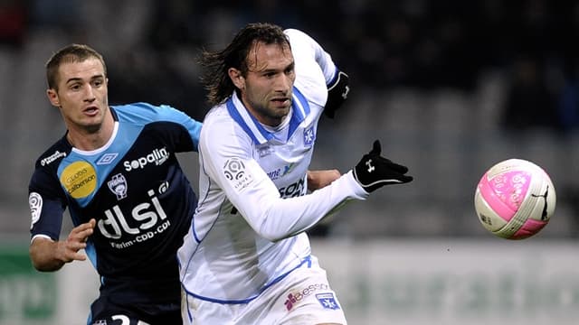Cédric Hengbart sous le maillot de l'AJ Auxerre
