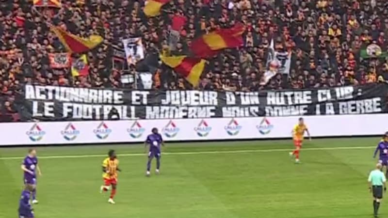 Lens-Toulouse: la banderole amère des supporters lensois contre Seko Fofana