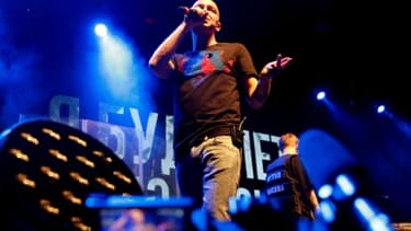 Le rappeur Oxxxymiron, ici sur scène, a organisé un concert à Moscou en soutien de son confrère Husky tout juste libéré, le 26 novembre 2018