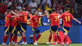 La joie des Espagnols après l'ouverture du score en finale de l'Euro, 14 juillet 2024