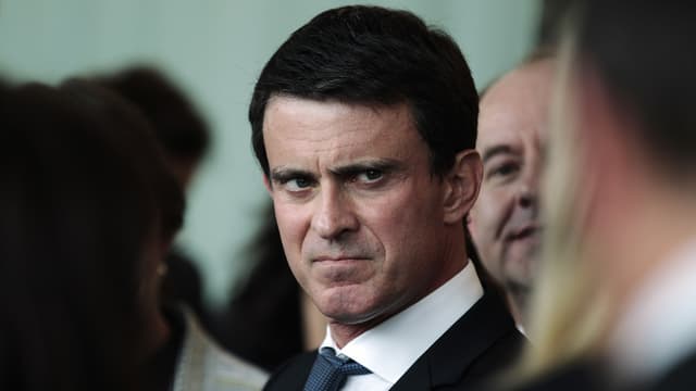 Concernant les manifestations prévues ce jeudi, le Premier Ministre estime que les organisateurs devraient les annuler d'eux-mêmes.