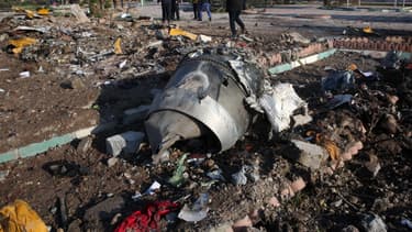 Débris du Boeing 737 qui s'est écrasé mercredi 8 janvier 2020 à Téhéran - AFP